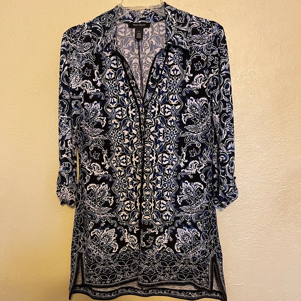 White House Black Market Blue and Black long top . Use with leggings  Size Small